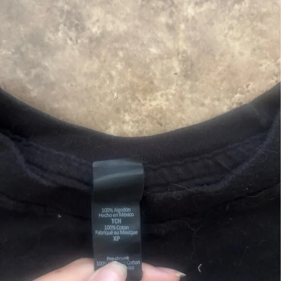 Hot Topic Black Avenged Sevenfold Tee - Picture 2 of 2